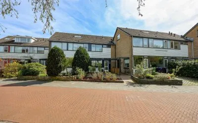 Tussenwoning te koop: Jac. P. Thijssepark 95, Tuindorp Keverdijk Naarden