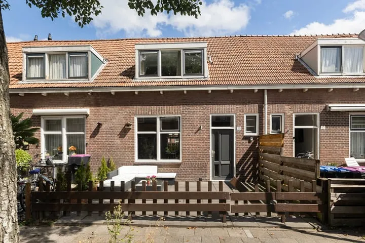 Tussenwoning te koop: Jacob Binckesstraat 39, Leeuwarden