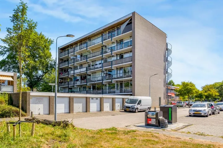Appartement te koop: Jacob Boekestraat 121, Nieuw-Vennep