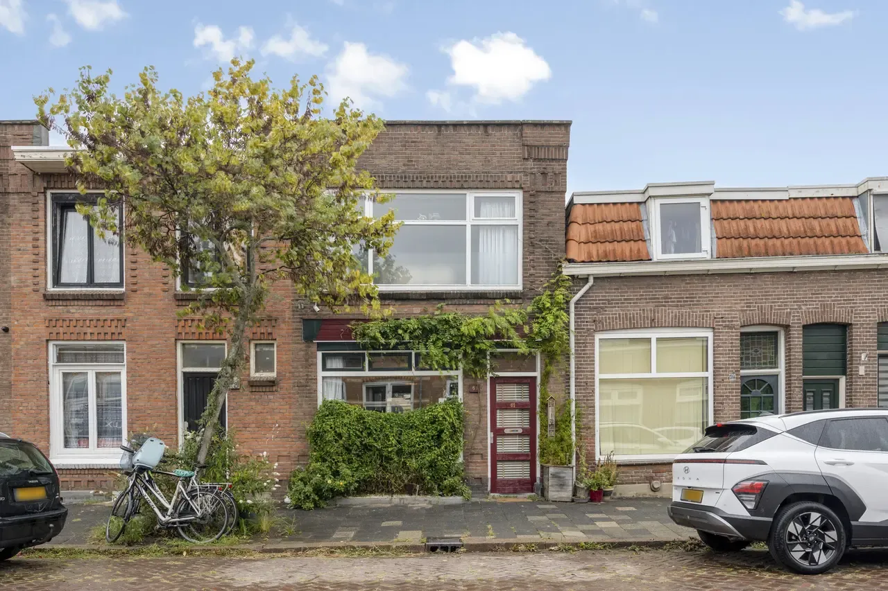 Tussenwoning te koop: Jacob Catsstraat 61, Dordrecht