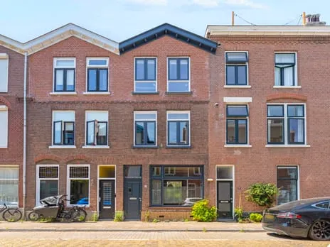 Tussenwoning te koop: Jacob Geelstraat 24, Nieuw Engeland, Th. a. Kempisplantsoen en omgeving Utrecht