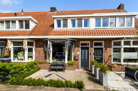 Tussenwoning te koop: Jacob Marisstraat 61, Julianapark Leeuwarden