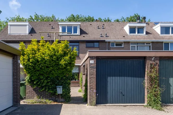 Terraced house for sale: Jacob Peteysstraat 24, Edam-Zuid Edam