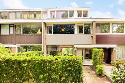 Tussenwoning te koop: Jacob van Campenweg 110, Het Lage Land Rotterdam