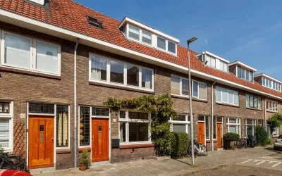 Tussenwoning te koop: Jacob van der Borchstraat 44, Tuinwijk-West Utrecht