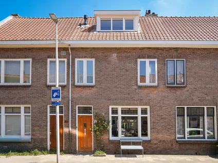 Tussenwoning te koop: Jacob van der Borchstraat 81, Tuinwijk-West Utrecht