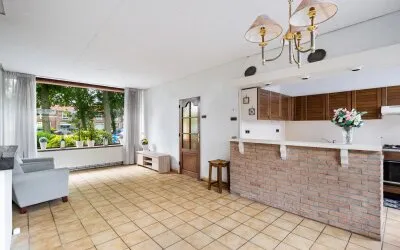 Tussenwoning te koop: Jacob van Lennepkade 12, De Korte Akkeren Nieuw Gouda