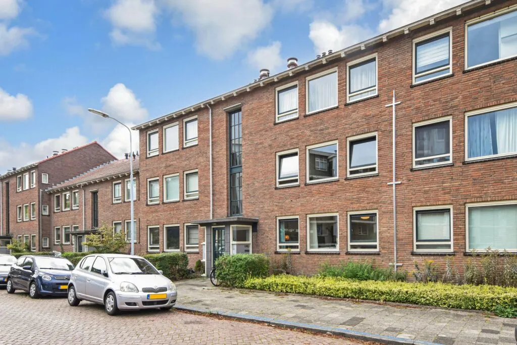 Appartement te koop: Jacob van Lennepstraat 32, Voorburg