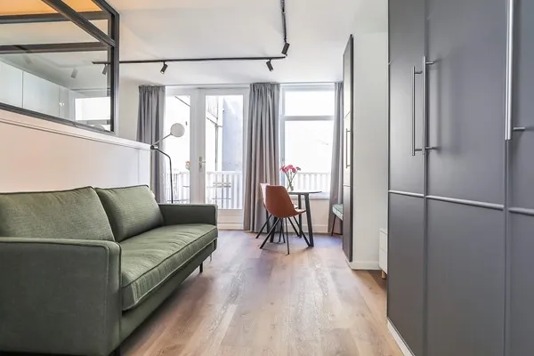 Studio te huur: Jacob van Lennepstraat 64-2A, Da Costabuurt-Zuid Amsterdam