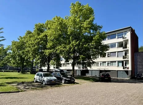 Appartement te koop: Jacob van Ruijsdaelstraat 50A, Ettingen Roosendaal