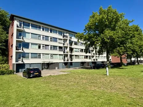 Appartement te koop: Jacob van Ruijsdaelstraat 52B, Ettingen Roosendaal