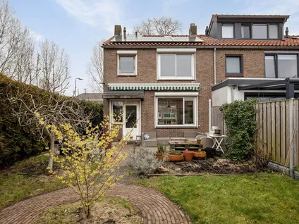 Hoekwoning te koop: Jacob van Ruysdaelsingel 7, Schildersbuurt Capelle Aan Den Ijssel