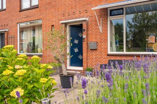 Tussenwoning te koop: Jacob van Ruysdaelstraat 17, Noorderpark Hoogezand