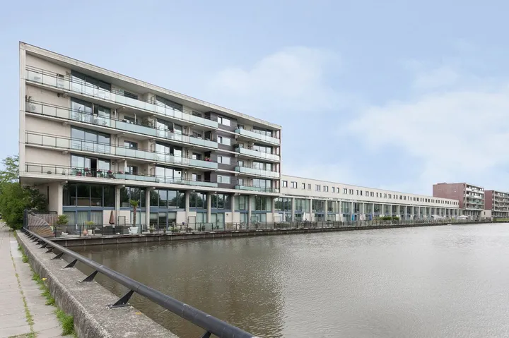 Appartement te huur: Jacob van Ruysdaelstraat 202, Tussen de Vaarten N.- Oost Almere
