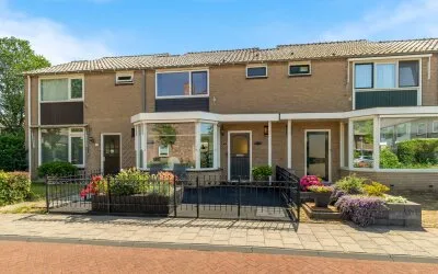 Tussenwoning te koop: Jacob van Strijplein 3, De Hoef III en IV Alkmaar