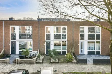 Tussenwoning te koop: Jacob Catslaan 63, Schrijversbuurt Oosterhout (Nb)