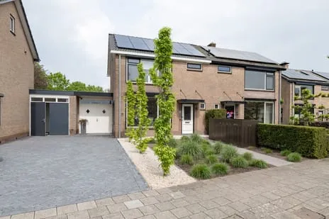 Tussenwoning te koop: Jacob Catsstraat 90, De Lors Barneveld