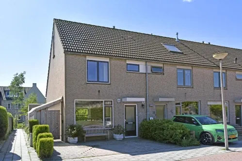Hoekwoning te koop: Jacob van den Damstraat 21, Noordeinde Zevenhoven