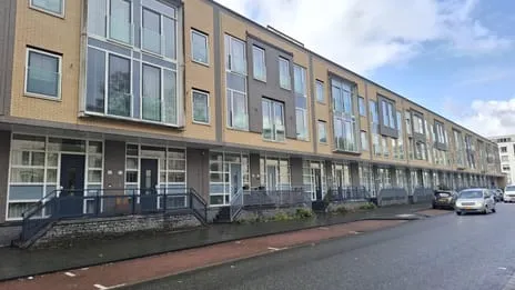 Tussenwoning te koop: Jacob van Heemskerckstraat 32, Admiraalsplein Dordrecht