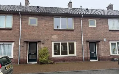 Tussenwoning te koop: Jacob van Heemskerkstraat 10, Westereng Huizen