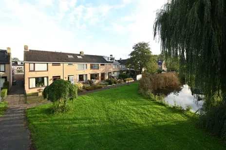 Tussenwoning te koop: Jacob van Ruysdaelstraat 8, Horn- en Kuijerpolder Nederhorst Den Berg