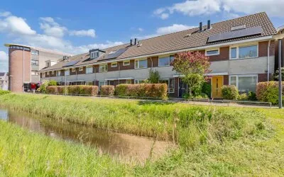 Tussenwoning te koop: Jacoba van Beierenlaan 13, Waldijk Uitgeest