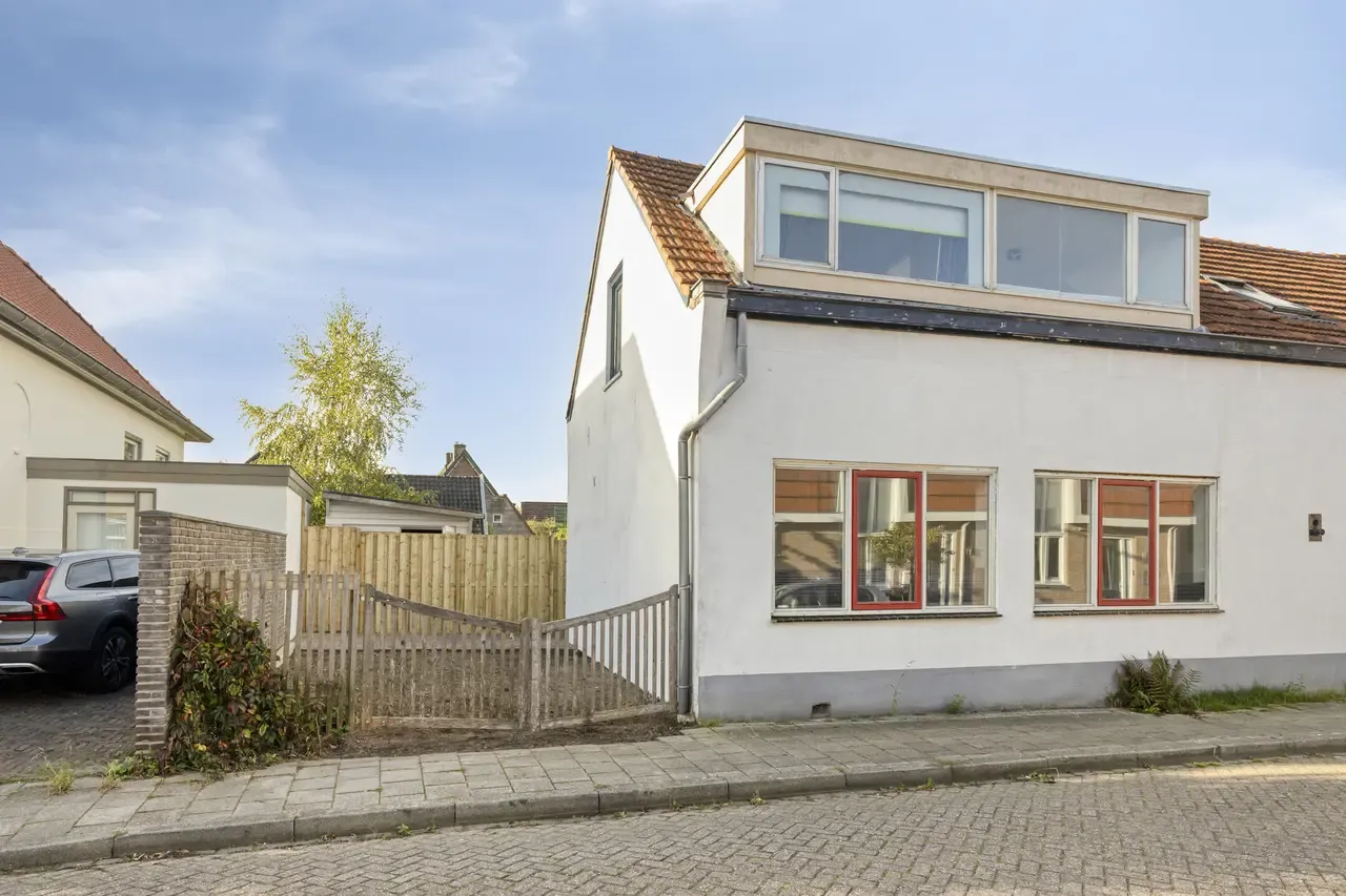 Twee-onder-één-kap te koop: Jacobastraat 1A, Velp