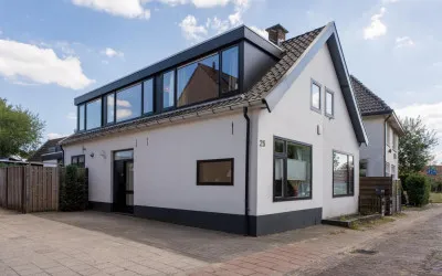 Twee-onder-één-kap te koop: Jacobastraat 25, Velp-Zuid beneden spoorlijn Velp