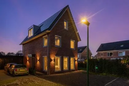 Hoekwoning te koop: Jacobaweide 14, Veeneind Rhenen