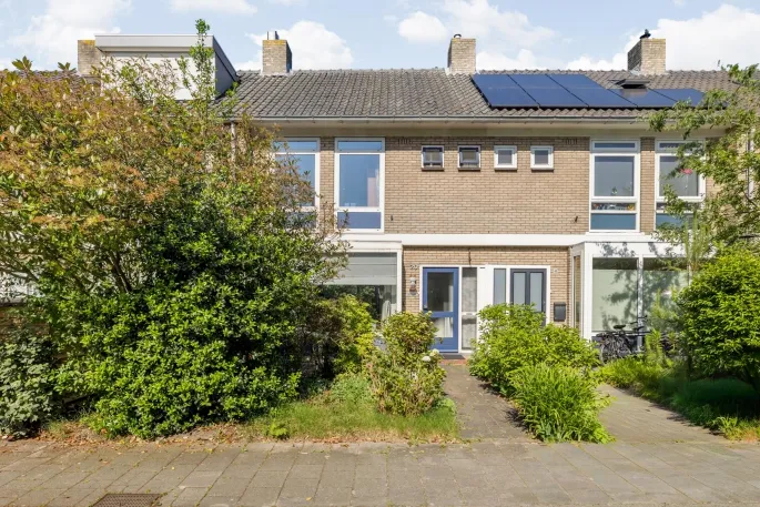Terraced house for sale: Jacobusstraat 20, Overakker Breda