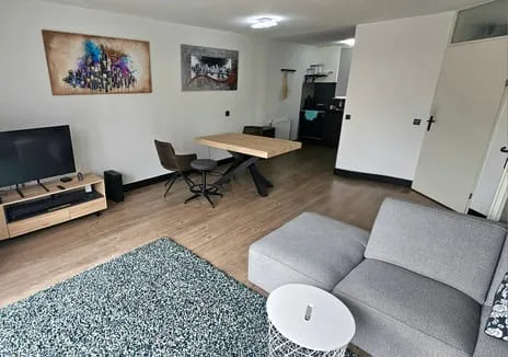 Tussenwoning te huur: Jadeplantsoen 37, Regenboogbuurt Noord en Oost Almere