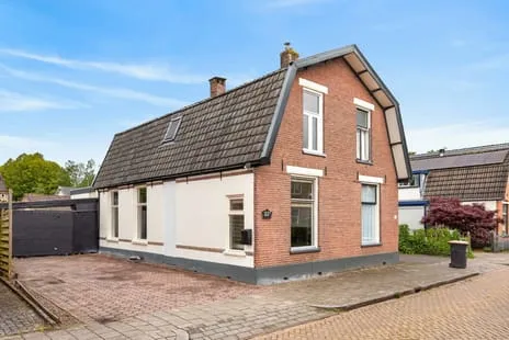 Semi-detached for sale: Jagersweg 33, Brinkhorst Apeldoorn