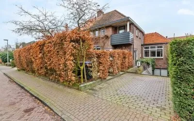 Twee-onder-één-kap te koop: Jagersweg 34, Omloop Laren