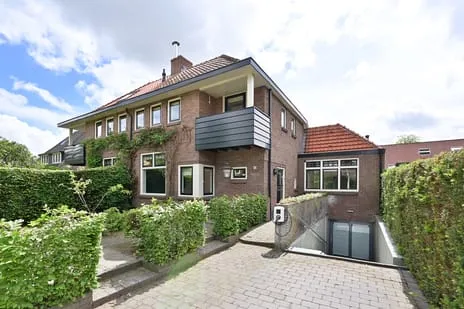 Twee-onder-één-kap te koop: Jagersweg 34, Omloop Laren (Nh)