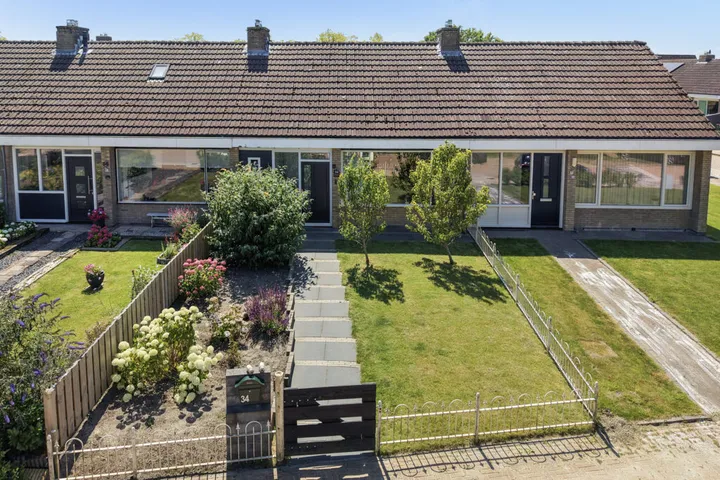 Tussenwoning te koop: Jakob de Graafstraat 34, Kollumerpomp Kollumerpomp