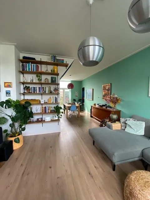 Hoekwoning te huur: Jakob van Aakenstraat 2, Molenpad Leeuwarden