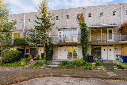 Tussenwoning te koop: James Stewartstraat 45, Almere