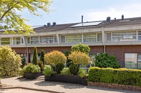 Terraced house for sale: Jan Benninghweg 67, Ouderkerk aan de Amstel Ouderkerk Aan De Amstel