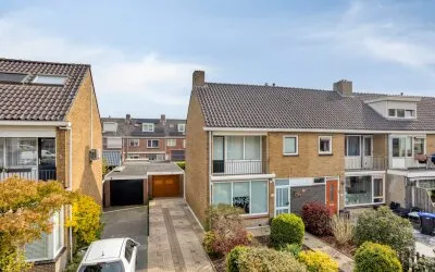 Hoekwoning te koop: Jan Ligthartstraat 148, Beijnesbuurt Heemskerk