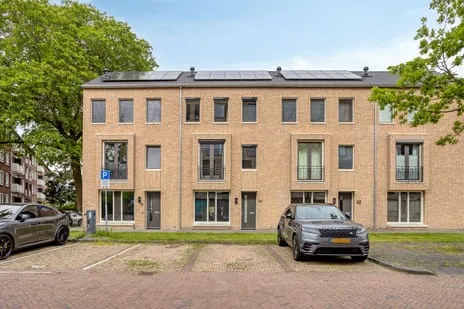 Tussenwoning te koop: Jan Ligthartstraat 34, Heuvel Breda