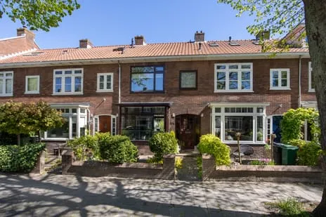 Tussenwoning te koop: Jan Luykenstraat 104, Roemer Visscherbuurt Haarlem