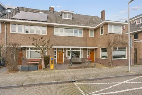 Tussenwoning te koop: Jan Luykenstraat 16, Dichterswijk Utrecht