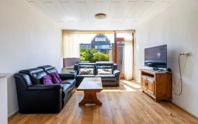 Hoekwoning te koop: Jan Luykenstraat 26, Sluispolder West Maassluis