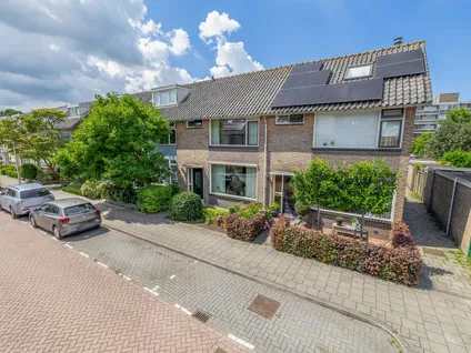 Tussenwoning te koop: Jan Luykenstraat 32, Waddinxveen