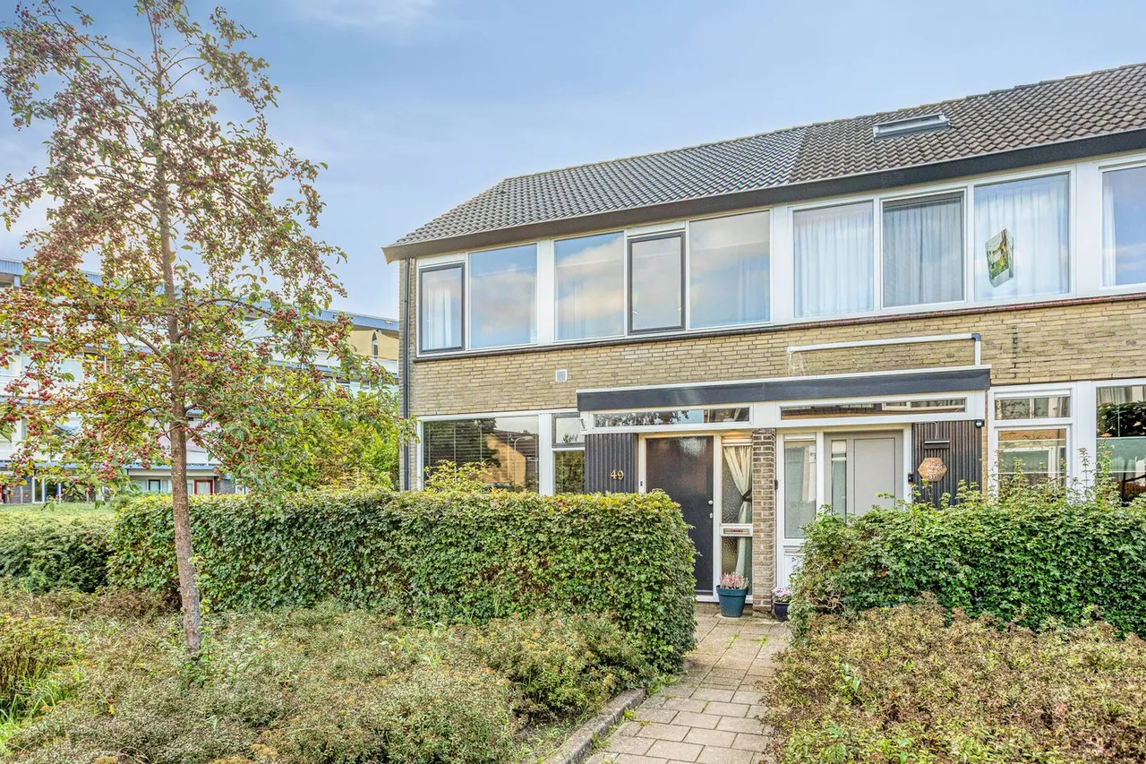 Hoekwoning te koop: Jan Mankeshof 49, Meppel