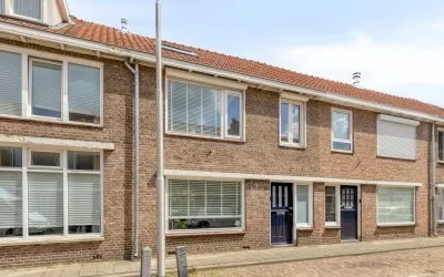Tussenwoning te koop: Jan Maurits van Nassaustraat 9, Armhoef Zuid Tilburg