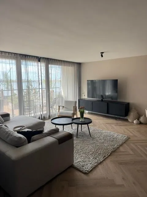 Woning te huur: Jan Pettersonstraat, Oud IJsselmonde Rotterdam