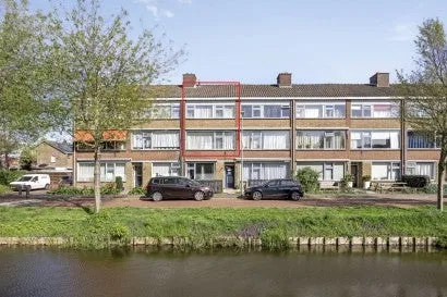 Appartement te koop: Jan Pieterszoon Coenlaan 12, Zeeheldenbuurt Alphen Aan Den Rijn