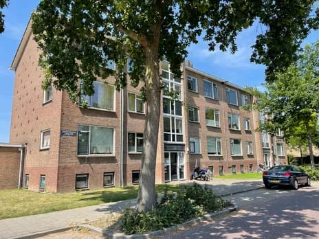 Appartement te koop: Jan Pieterszoon Coenlaan 3, Zeeheldenbuurt Alphen Aan Den Rijn