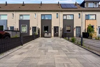 Tussenwoning te koop: Jan Rijksenstraat 14, Oostvaardersbuurt West Almere